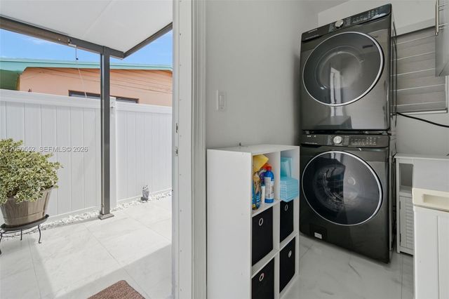 18120 NW 16th Avenue, Miami Gardens, FL 33169