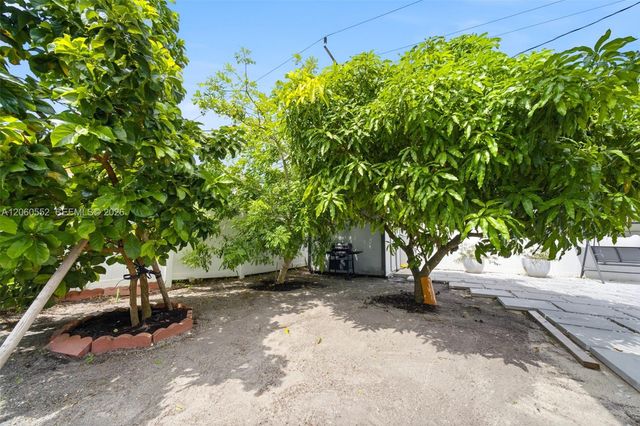 18120 NW 16th Avenue, Miami Gardens, FL 33169