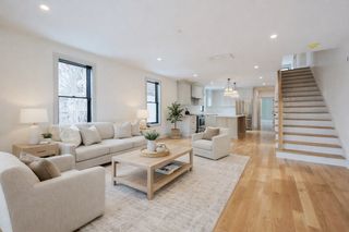 68 Rowe St U:3, Boston, MA 02131