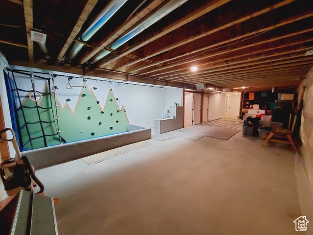 284 W 270 N, Moroni, UT 84646