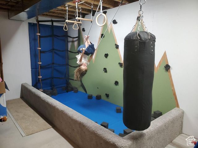 284 W 270 N, Moroni, UT 84646