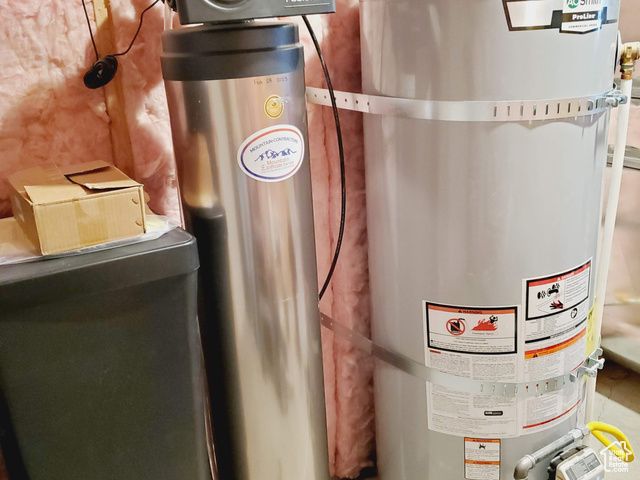 284 W 270 N, Moroni, UT 84646