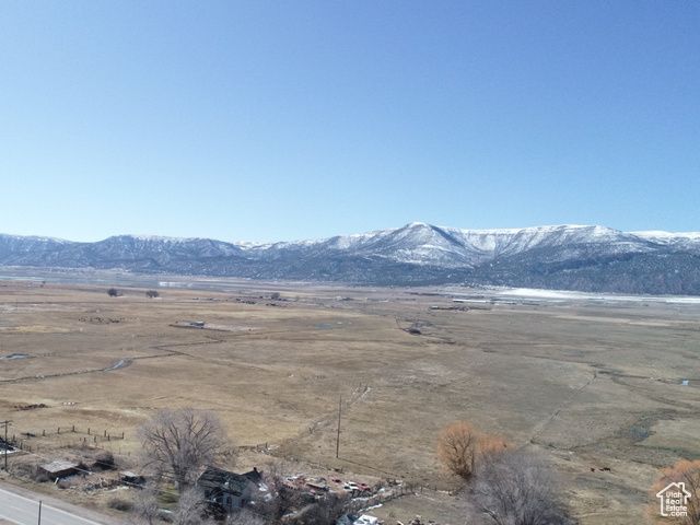 284 W 270 N, Moroni, UT 84646