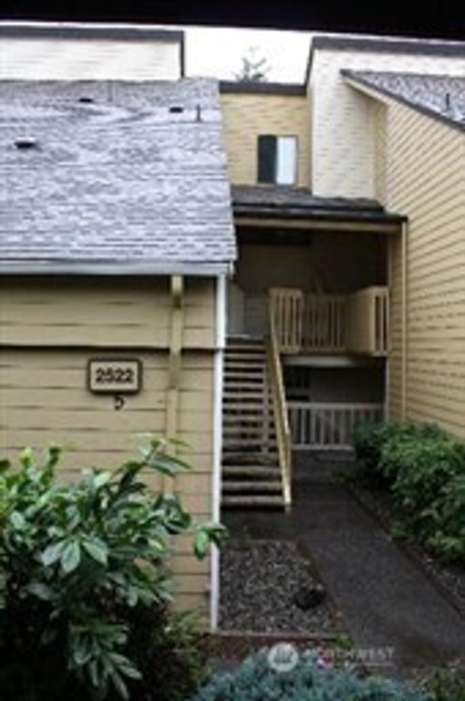 2522 S 317th Street #307, Federal Way, WA 98003