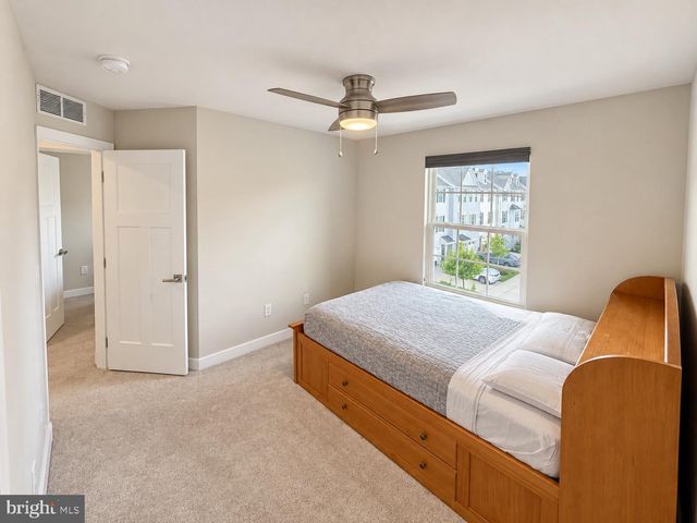 26 SPARROW CIR, Sewell, NJ 08080