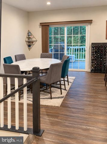 26 SPARROW CIR, Sewell, NJ 08080