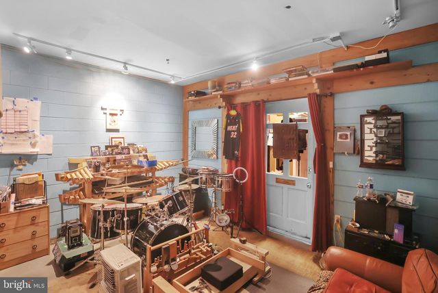 222 UPSHUR ST NW, Washington, DC 20011