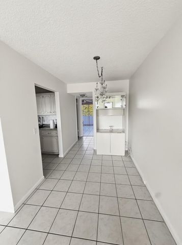 85 Northampton, West Palm Beach, FL 33417