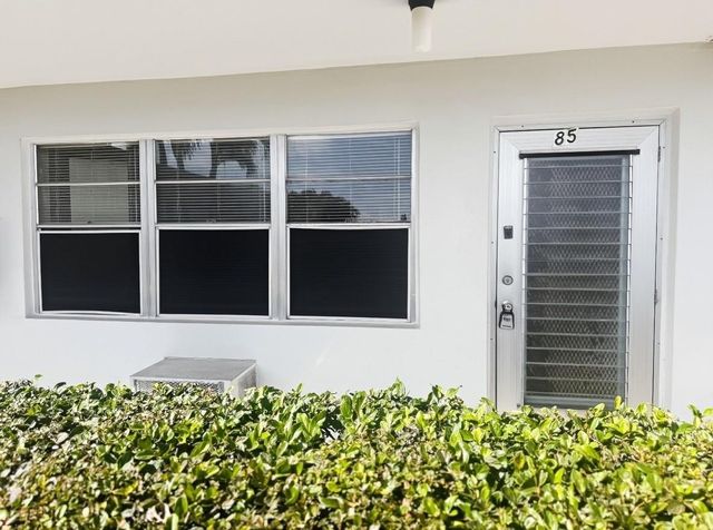 85 Northampton, West Palm Beach, FL 33417