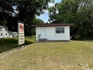 9743 W Howard City Edmore Road, Lakeview, MI 48850