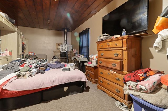 1611 Weymouth Street, West Bloomfield, MI 48324