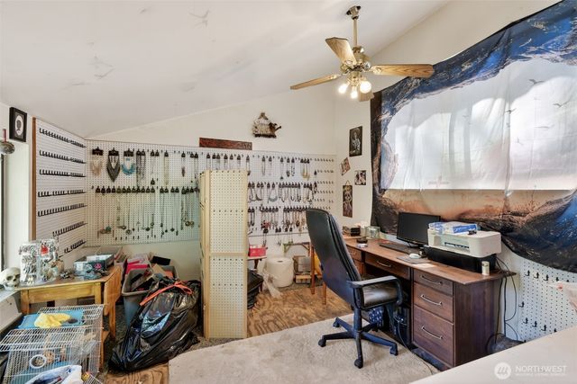 548 Lemmon Road, Port Angeles, WA 98362
