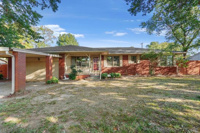 326 E 15th Street, Claremore, OK 74017