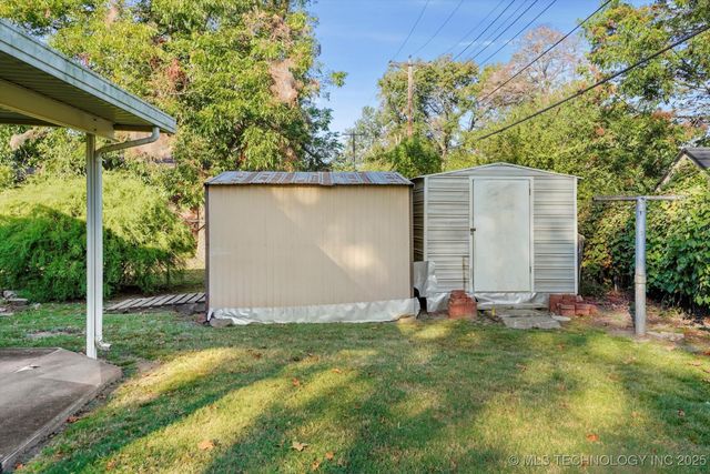 326 E 15th Street, Claremore, OK 74017