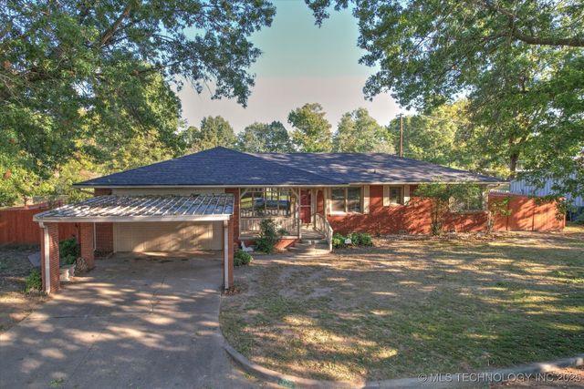 326 E 15th Street, Claremore, OK 74017