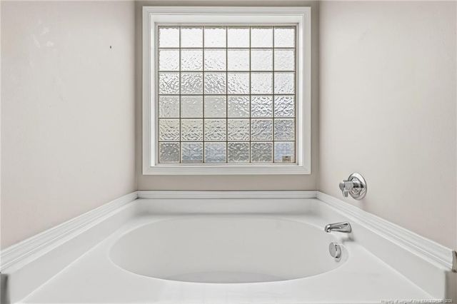 2628 Daniel Boone Lane, Hope Mills, NC 28348