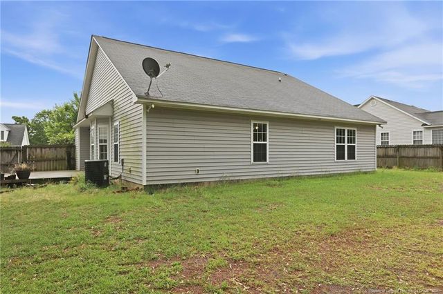 2628 Daniel Boone Lane, Hope Mills, NC 28348