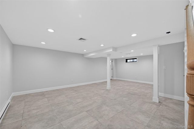 1667 Manatuck, Bay Shore, NY 11706