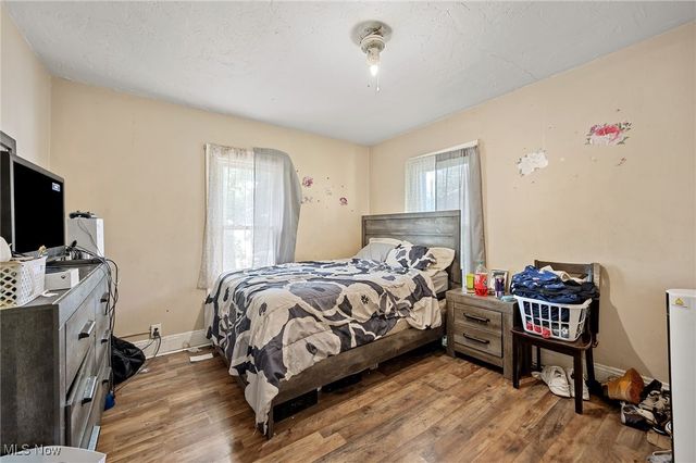 1231 Bellows Street, Akron, OH 44301