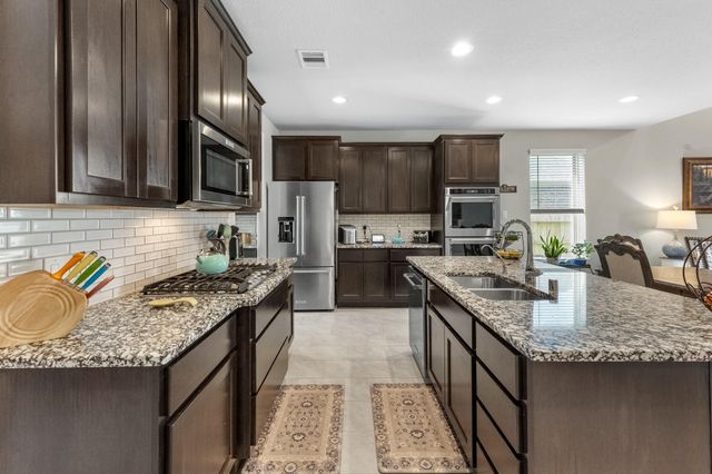 7931 Blue Lake Drive, Rosenberg, TX 77469