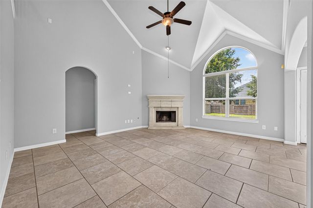 50 Vershire Circle, Magnolia, TX 77354