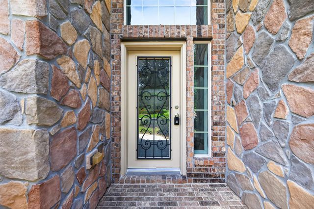50 Vershire Circle, Magnolia, TX 77354