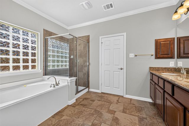 50 Vershire Circle, Magnolia, TX 77354