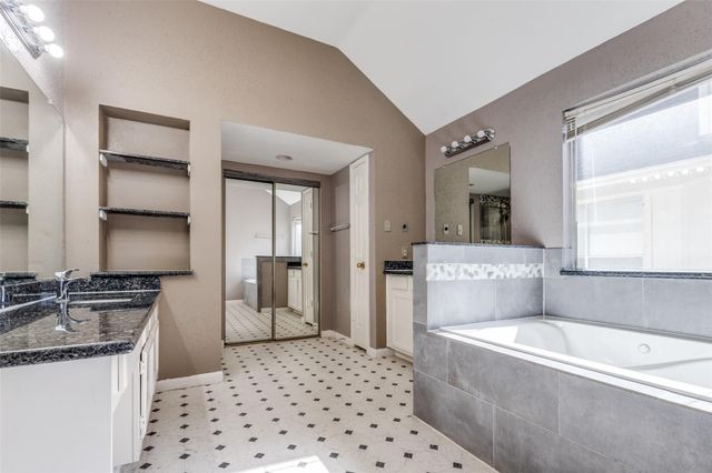 16415 Dawncrest Way, Sugar Land, TX 77498