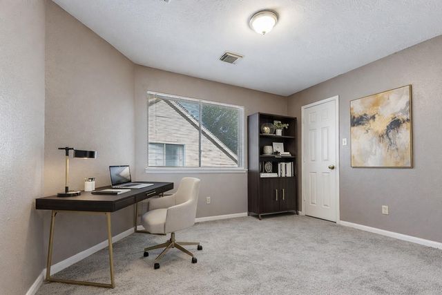 16415 Dawncrest Way, Sugar Land, TX 77498