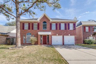 16415 Dawncrest Way, Sugar Land, TX 77498
