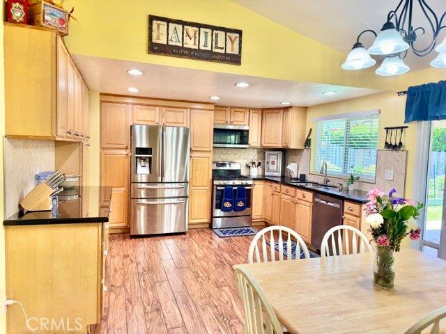 6452 Hazel Circle, Simi Valley, CA 93063
