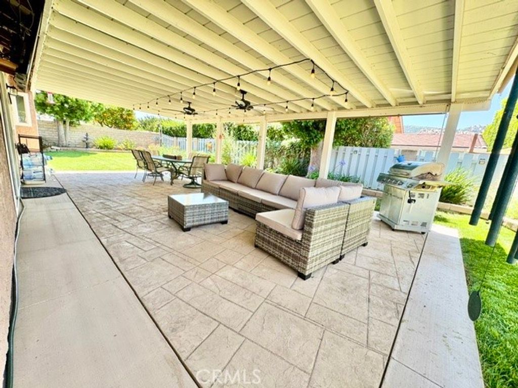 Image 35 of property listing at 6452 Hazel Circle, Simi Valley, CA 93063