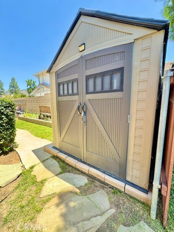 Image 41 of property listing at 6452 Hazel Circle, Simi Valley, CA 93063