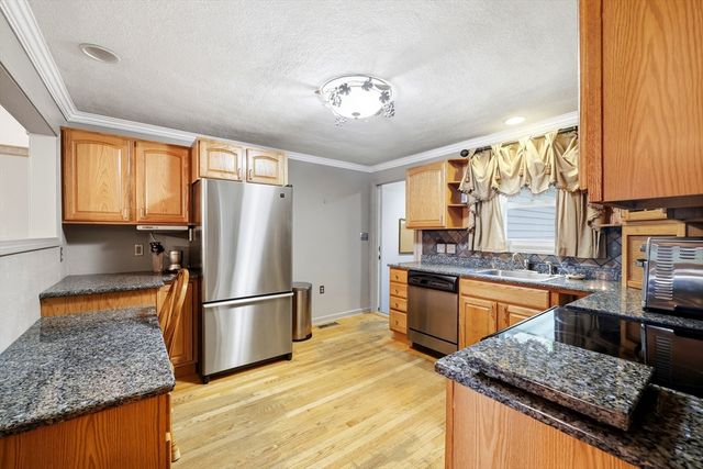24 Victoria Ter, Ludlow, MA 01056