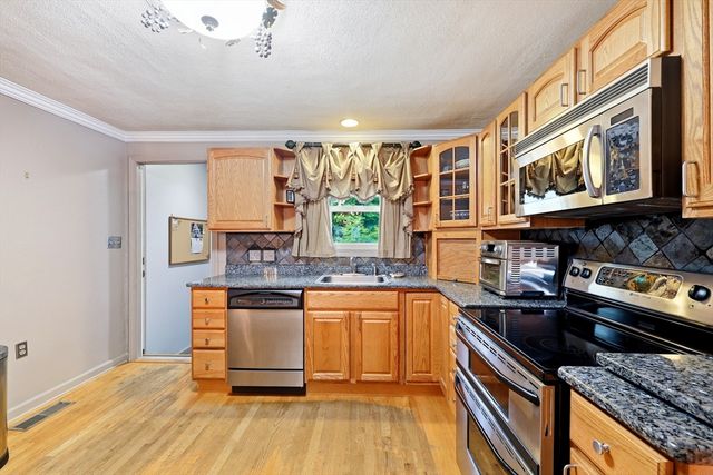 24 Victoria Ter, Ludlow, MA 01056