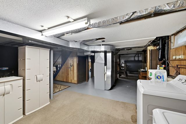 24 Victoria Ter, Ludlow, MA 01056