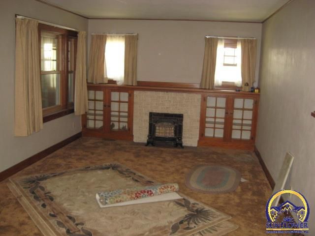 326 SW Courtland AVE, Topeka, KS 66606