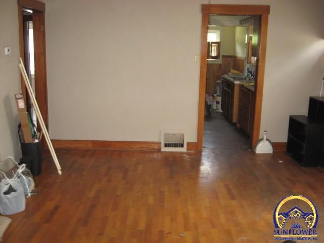 326 SW Courtland AVE, Topeka, KS 66606