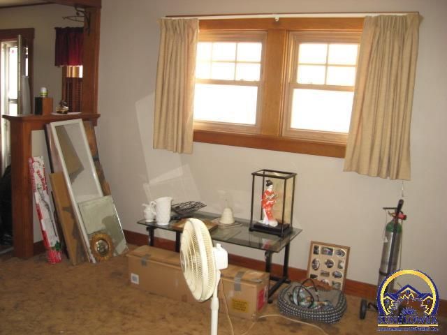 326 SW Courtland AVE, Topeka, KS 66606