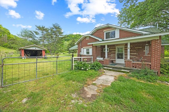 747 Hunting Creek Rd, Whitleyville, TN 38588