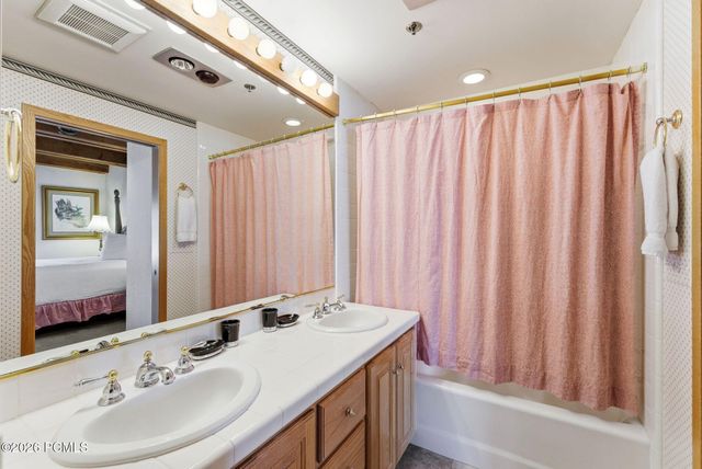 8200 Royal Street E 5, Park City, UT 84060