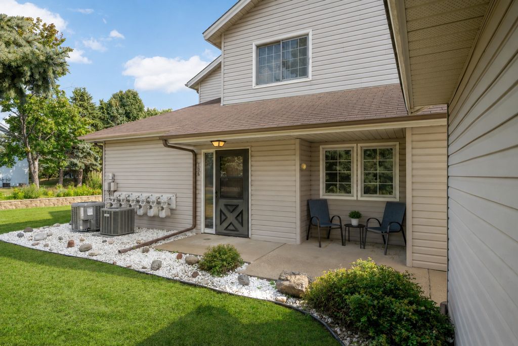4061 Maureen Drive NE 106NE, Columbia Heights, MN 55421 — photo 2