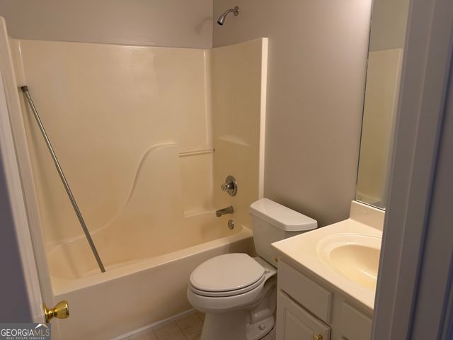 3070 Chandon Lane, Lawrenceville, GA 30044
