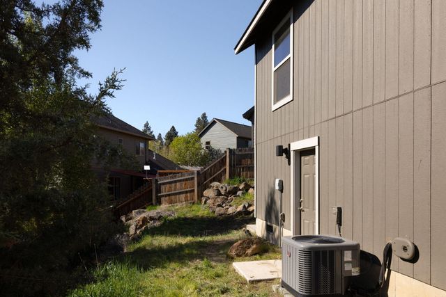 20134 Carson Creek Court, Bend, OR 97702