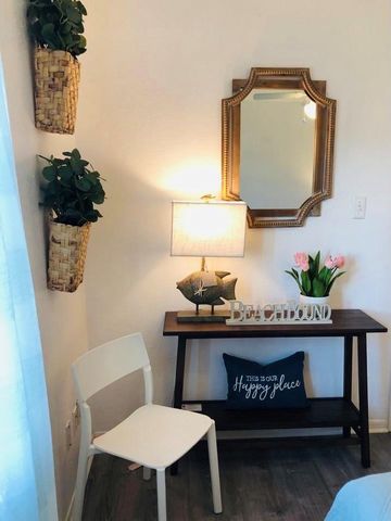 106 Coconut Road, Surfside Beach, TX 77541