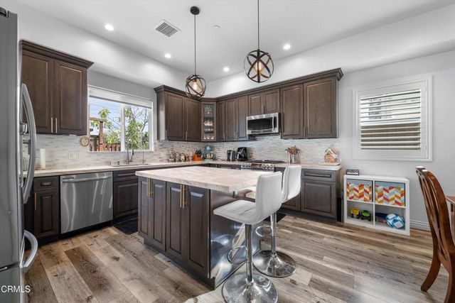 5430 Auckland Avenue, North Hollywood, CA 91601