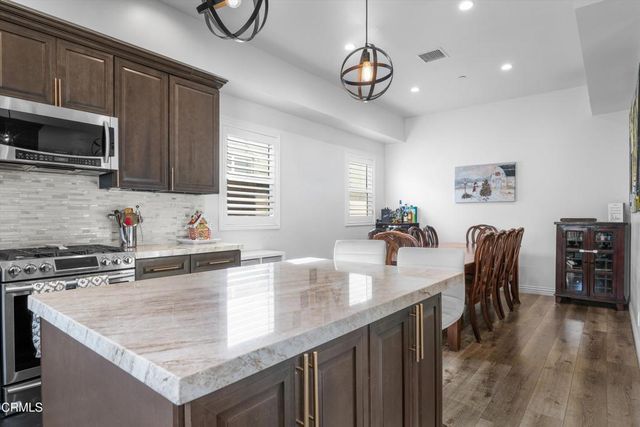 5430 Auckland Avenue, North Hollywood, CA 91601