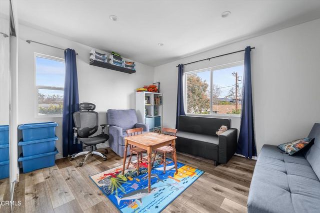 5430 Auckland Avenue, North Hollywood, CA 91601