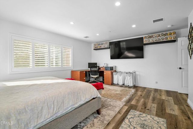 5430 Auckland Avenue, North Hollywood, CA 91601