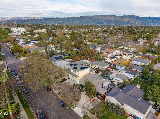 5430 Auckland Avenue, North Hollywood, CA 91601